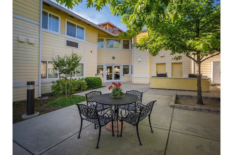 Image of Eskaton Natomas Manor (3)
