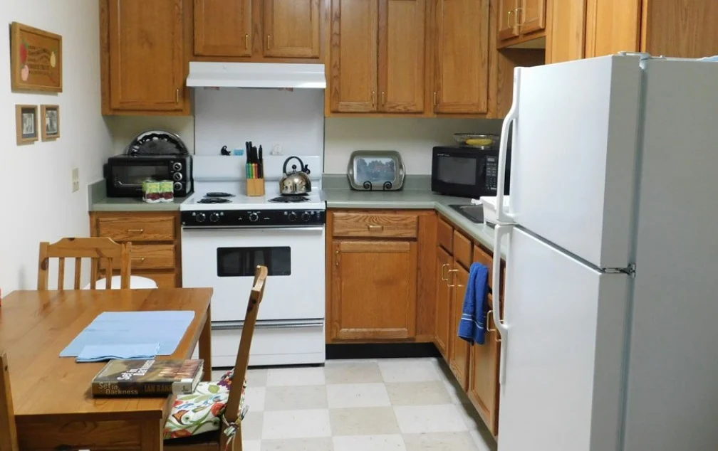 Image of Silver Spring Courtyards (2)