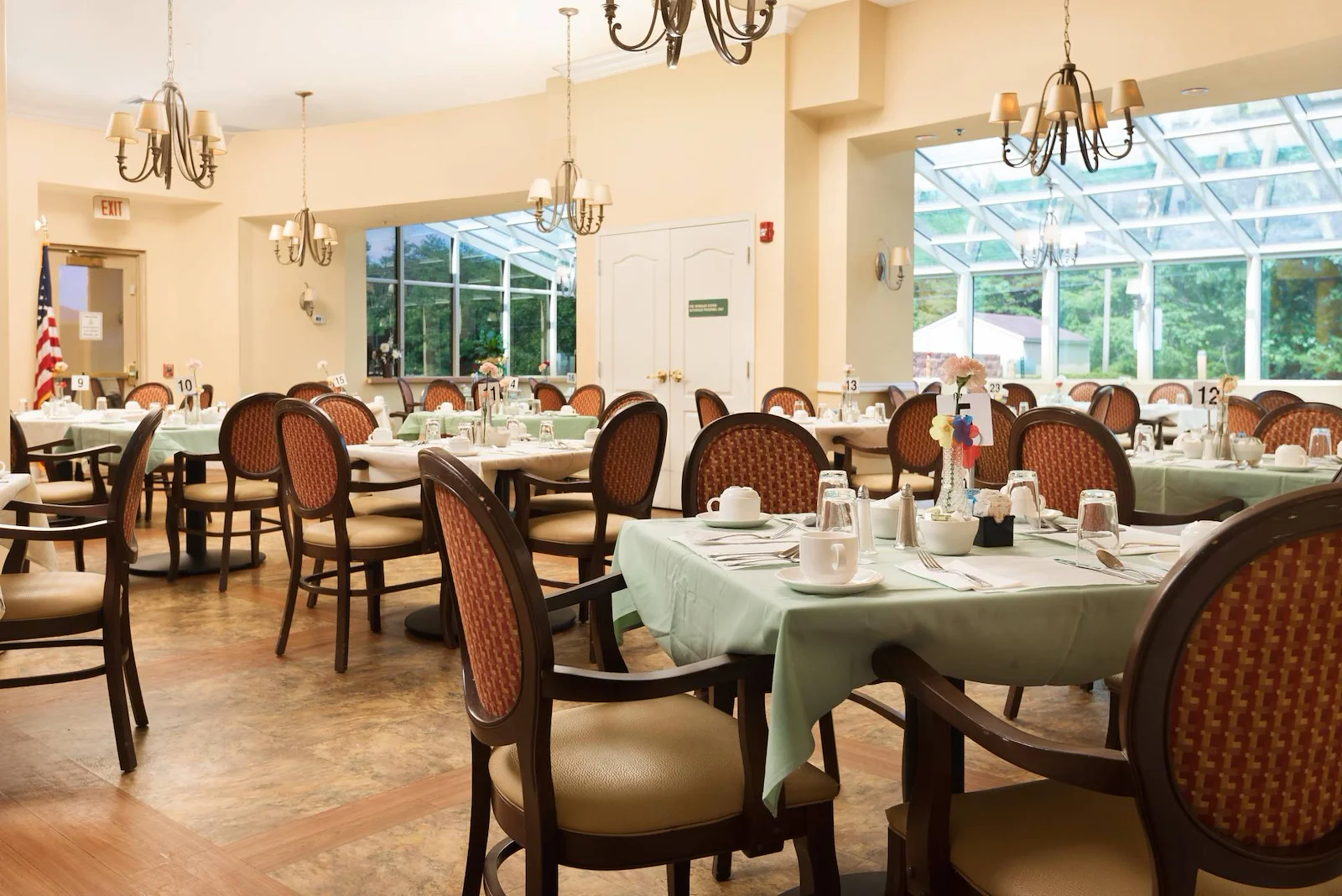 Image of Spring Oak at Berlin (4)