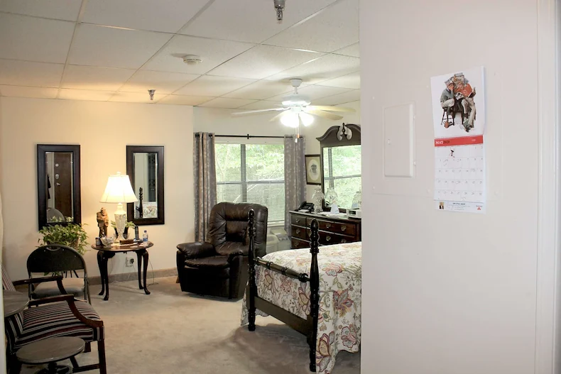 Image of Hickory Valley Retirement (9)