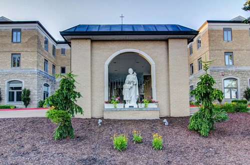 Image of Heisinger Bluffs Healthcare Western Campus (3)