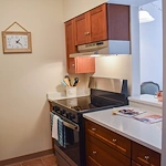 Image of River Edge Manor (2)