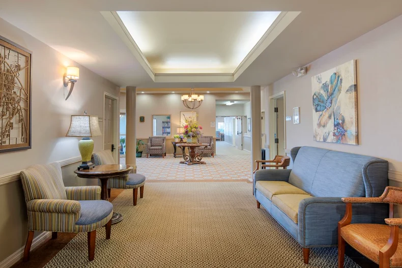 Image of Lyndale Abilene (6)