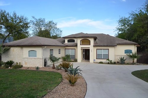 Image of Golden Oaks Assisted Living (1)