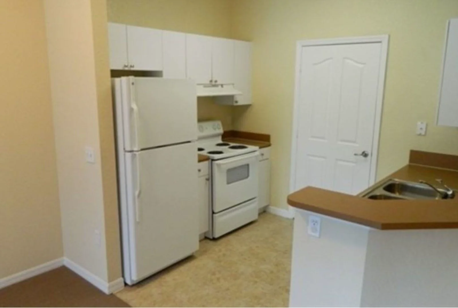 Image of Centro Place Senior (3)