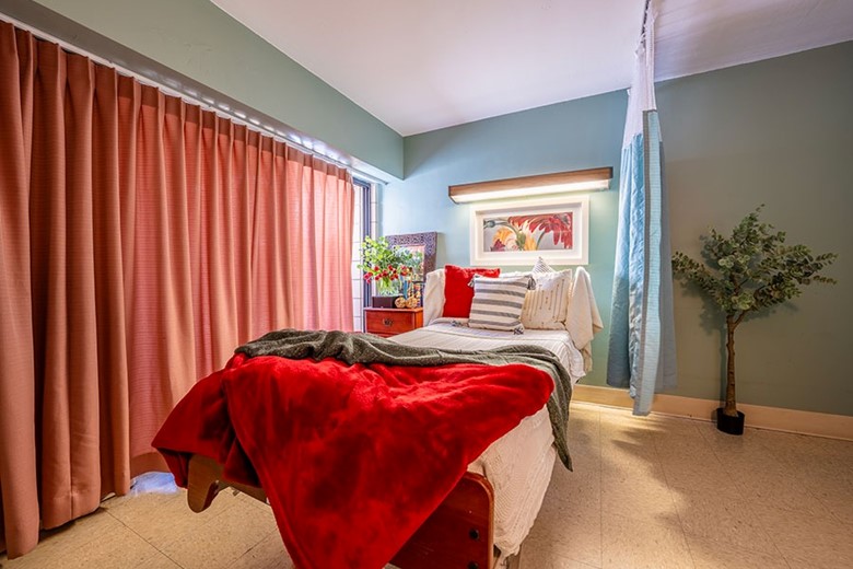 Image of Alhambra Healthcare & Wellness (10)
