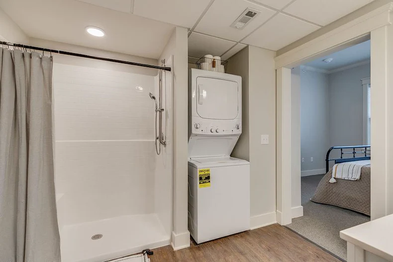 Image of Everlan of Hixson (6)