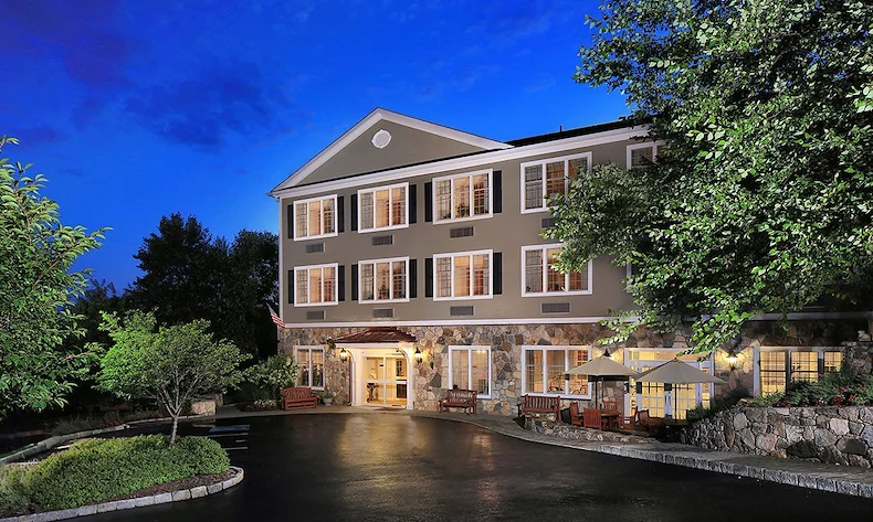 Image of Maplewood at Danbury (1)