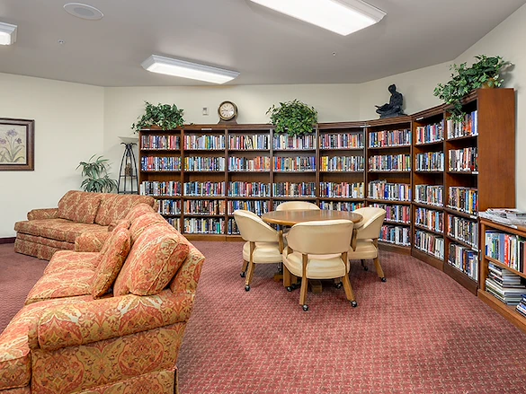 Image of Holiday Simi Hills (7)