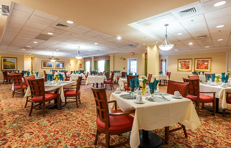 Image of Adviniacare at Naples (2)