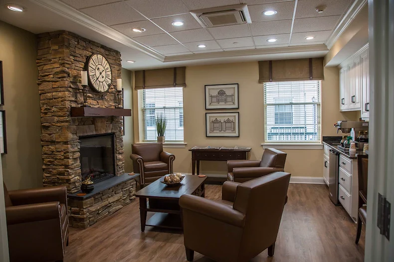 Image of Summit Square (2)