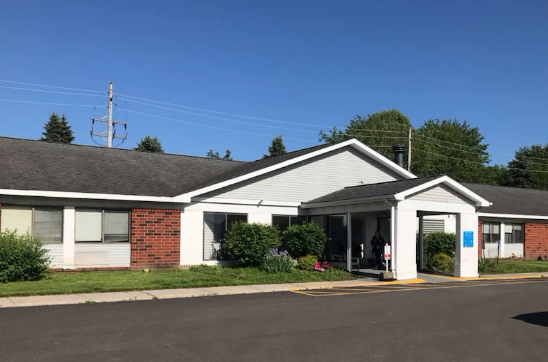 Image of Edinlake Apartments (1)