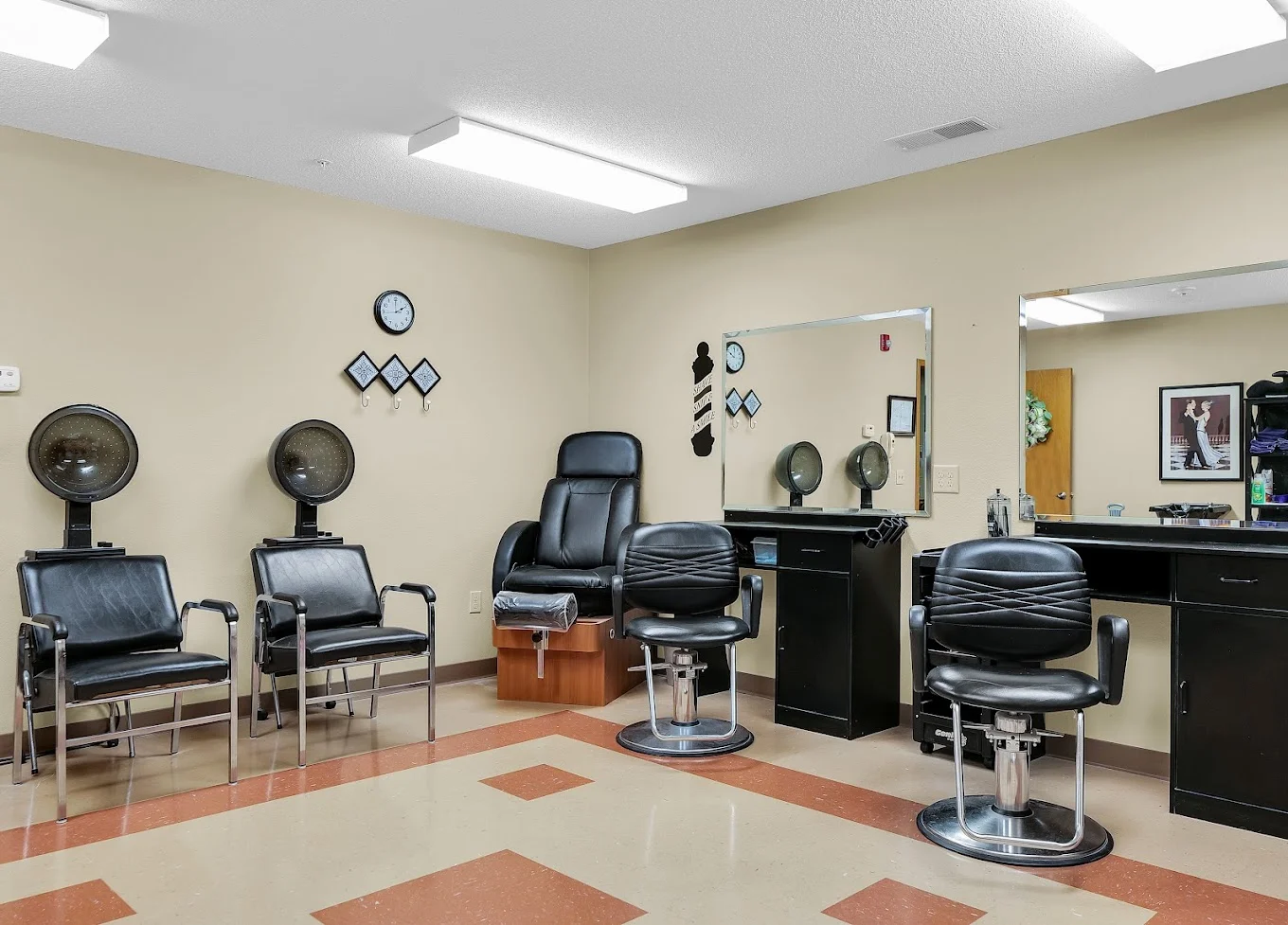 Image of The Glenwood Assisted Living of Mt. Zion (6)