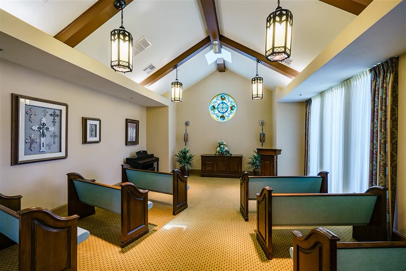 Image of Carrara (2)