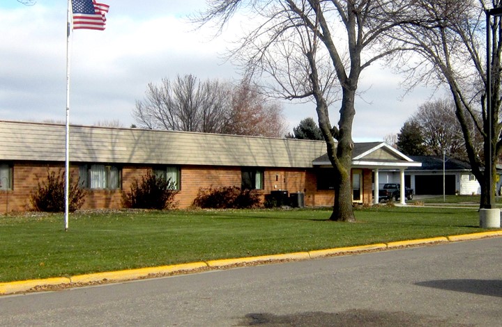 accura-healthcare-of-milford-image-1