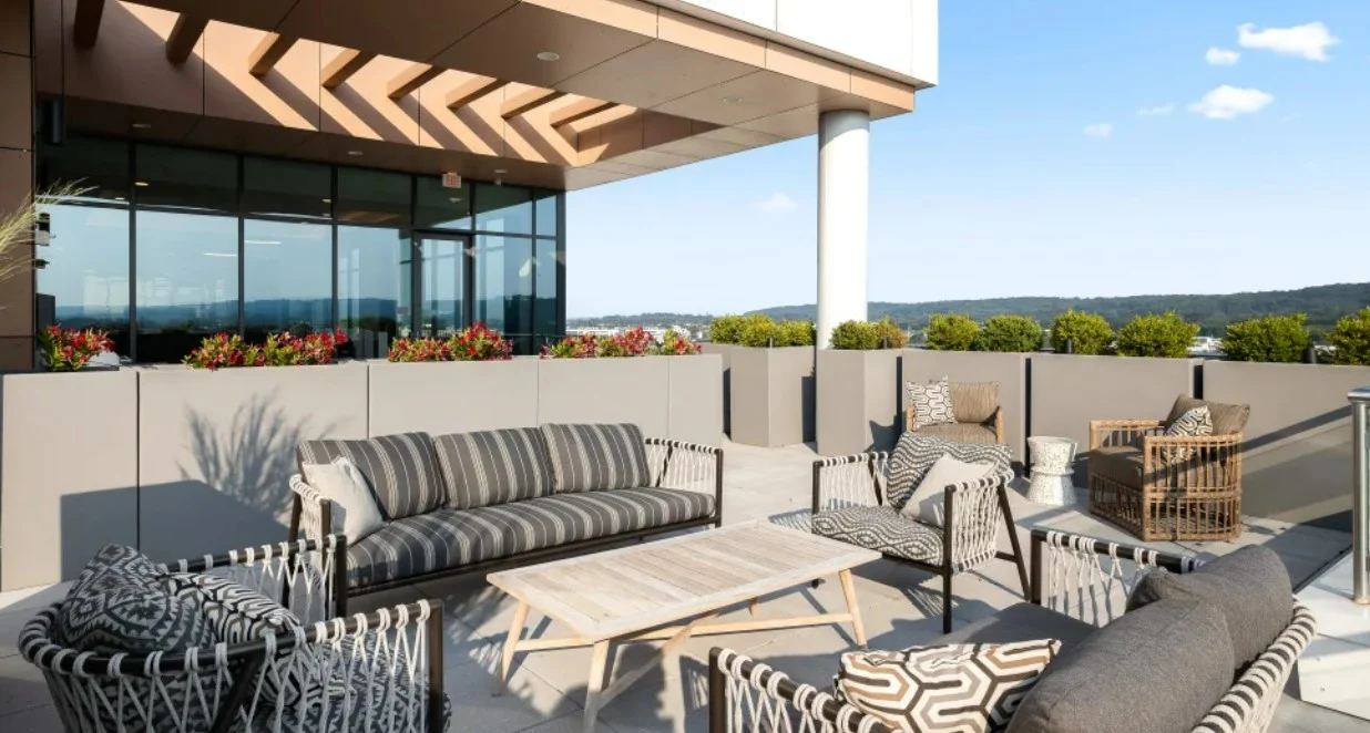 Image of Revelle King of Prussia (5)