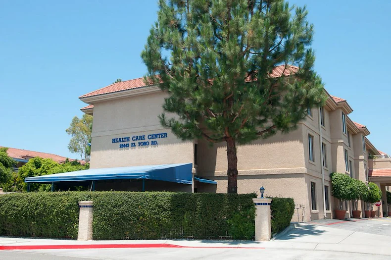 Image of Freedom Village Healthcare Center (9)