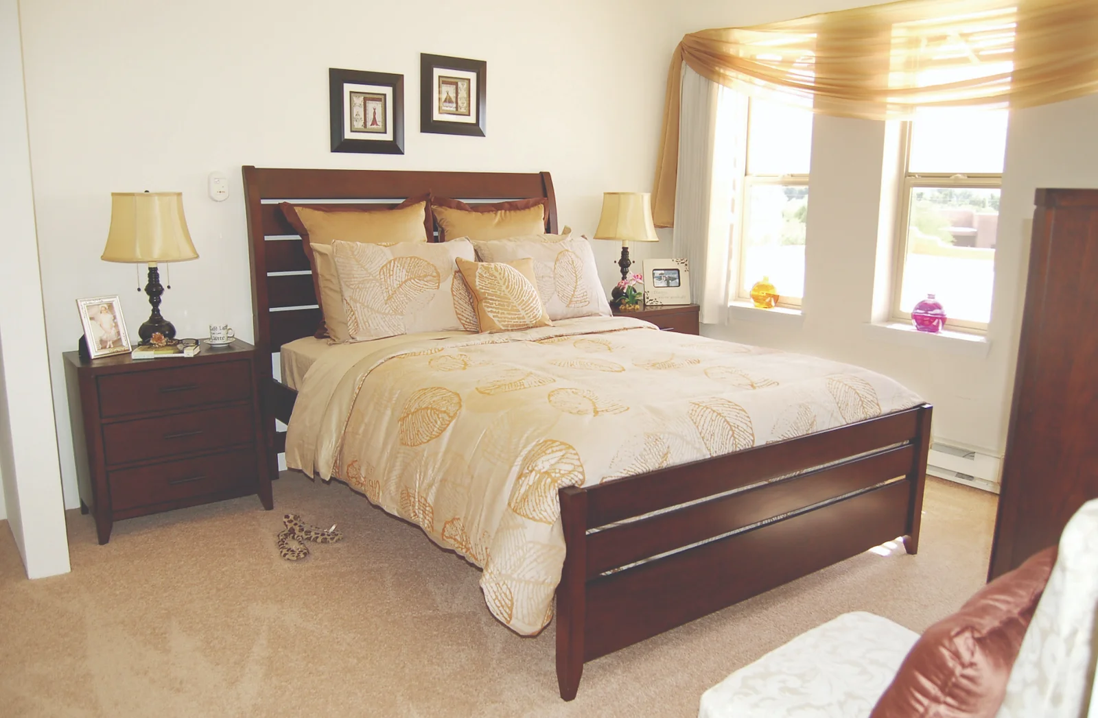 Desert Springs Gracious Retirement Living Hawthorn Senior Independent Living in Oro Valley, Arizona bedroom