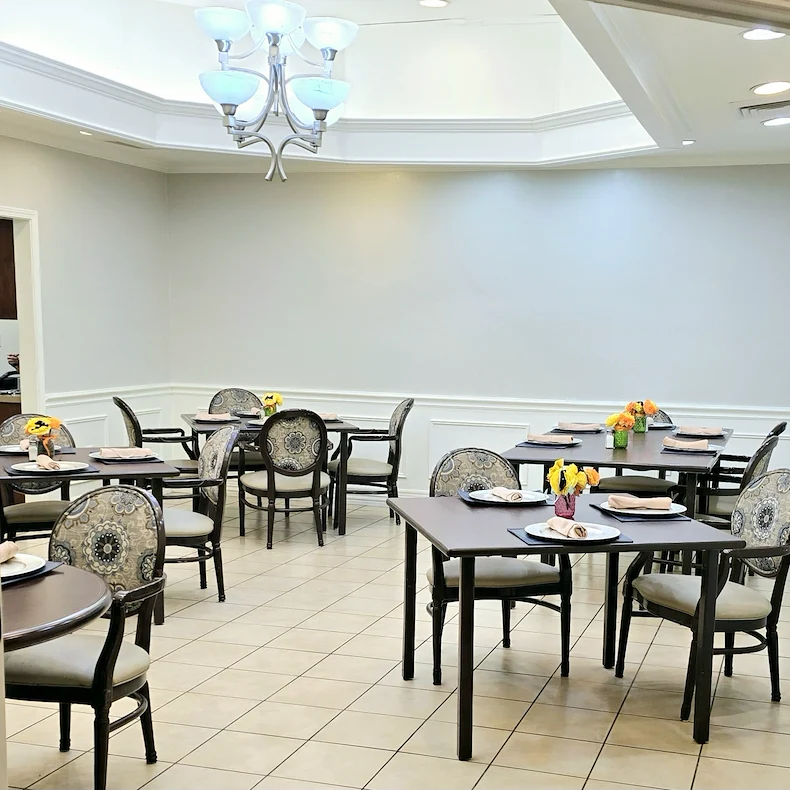 Image of Eagle Ridge Alzheimer's Special Care Center (6)