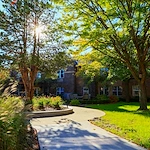 The Commons Corewell Health - Oak Terrace Dearborn Community 