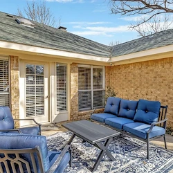 Image of Silver Leaf Plano (5)