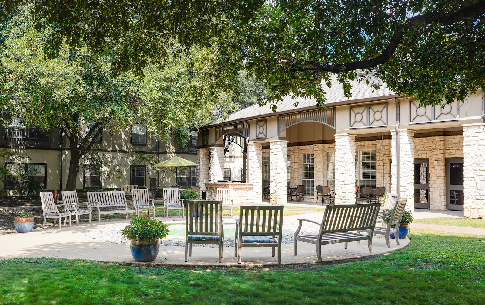 Image of Unbridled Living of Dallas (1)