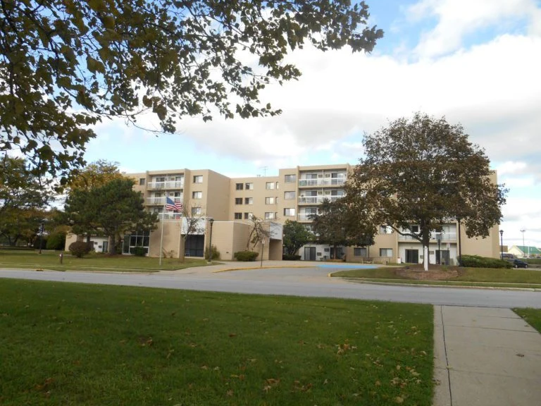 Image of Tamarisk Senior Apartments (3)