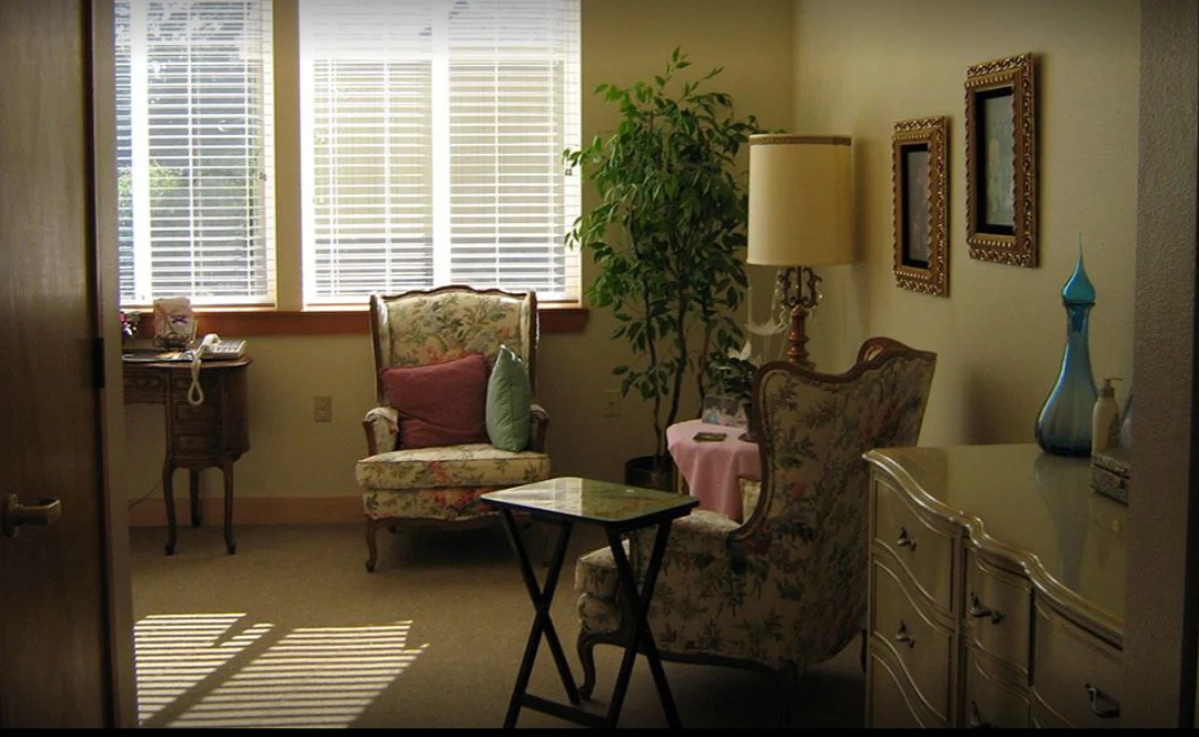 Image of Pacific Gardens Alzheimer's Special Care Center (5)