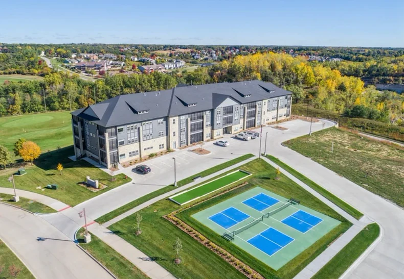 Image of Brown Deer Cooperative (1)