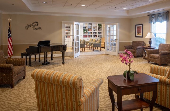 Image of Charter Senior Living of Dedham (2)