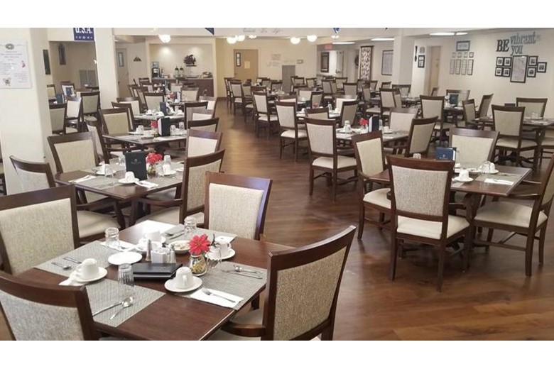 Image of Solstice Senior Living at Apple Valley (2)