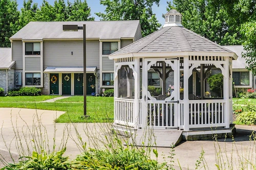 Image of Strawberry Patch Apartments (10)