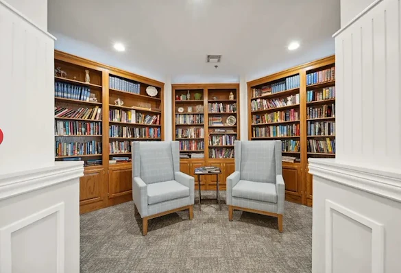 Image of College View Manor (3)