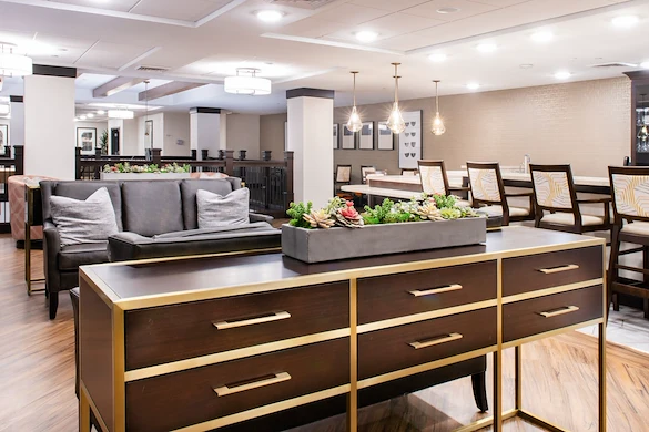 Image of Clarendale of Chandler (6)