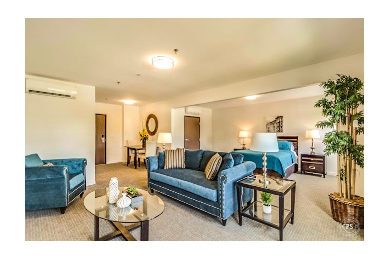 Image of AvantGarde Senior Living - Tarzana (3)