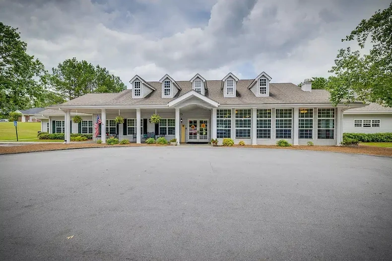 Image of Seven Hills Square Memory Care (1)