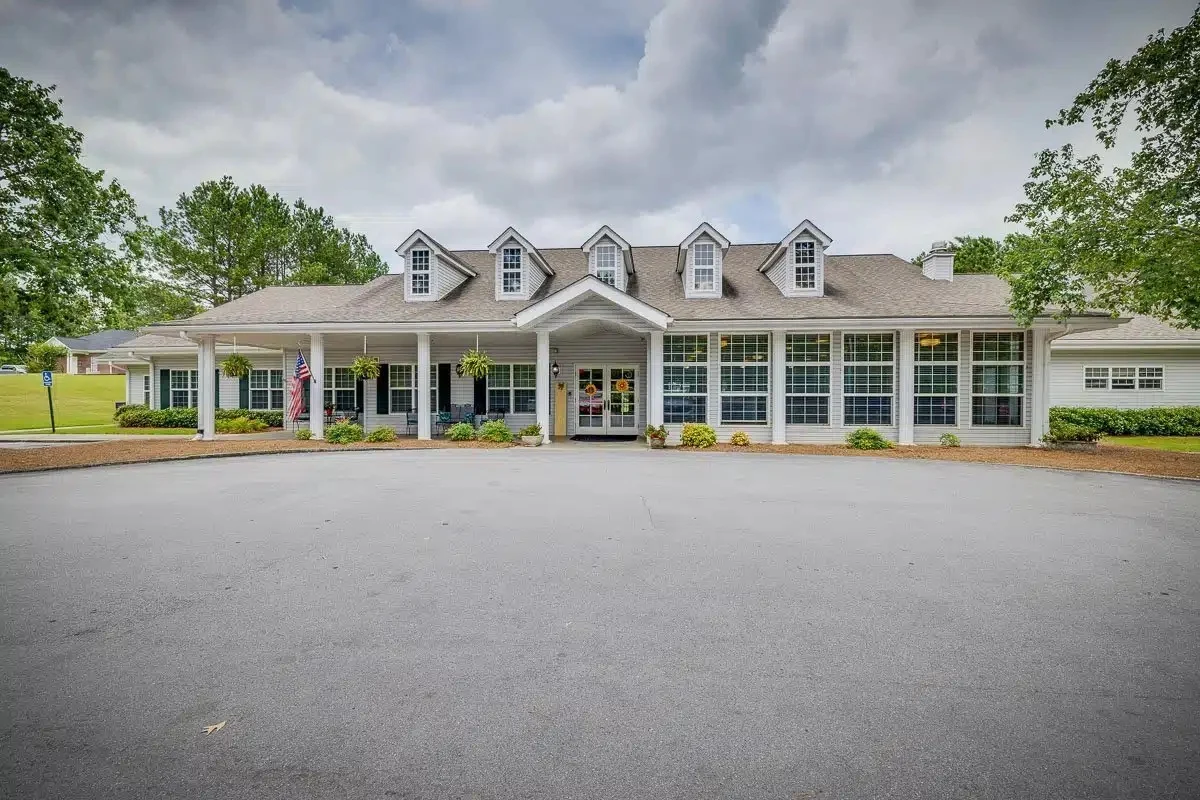 Image of Seven Hills Square Memory Care (1)