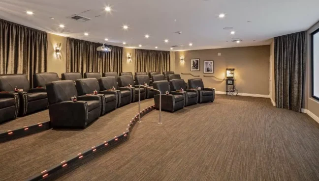 Image of Oakmont of East Sacramento (6)