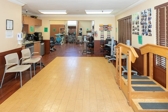 Image of Panorama Gardens Nursing and Rehabilitation Center (4)