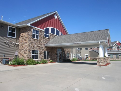 Image of Sterling Pointe Senior Living (1)