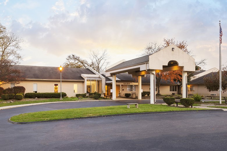 Image of Willow Knoll Senior Living (1)
