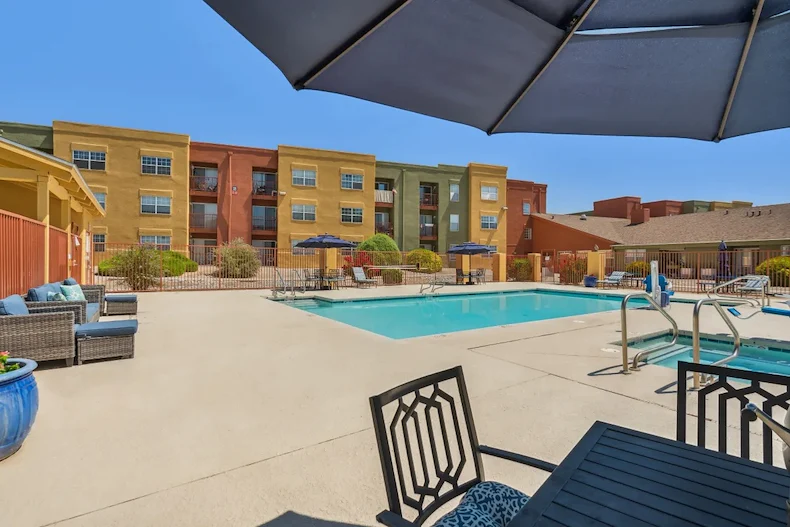 Image of Buena Vista Senior (3)