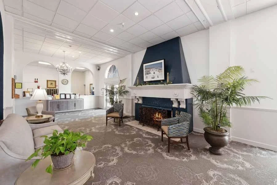 Image of Riviera Senior Living (4)