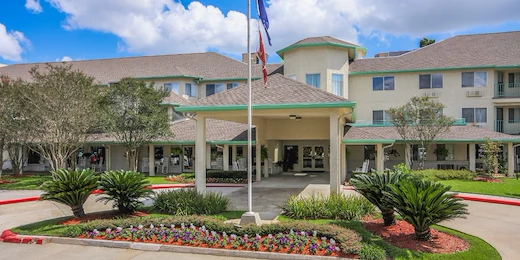 Whealdon Estates by Barclay House senior living community offering independent living in Baton Rouge, LA, front entrance