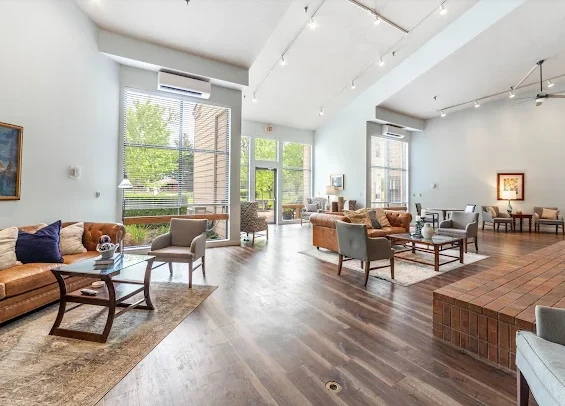 Image of Unbridled Living of Columbia (3)