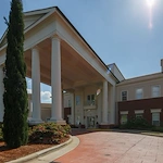 Image of Magnolia Trace (1)