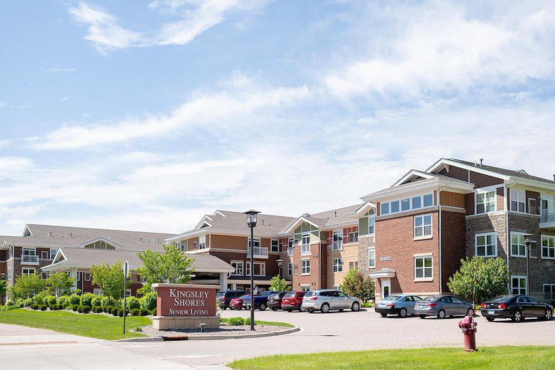 Front entrance of Kingsley Shores