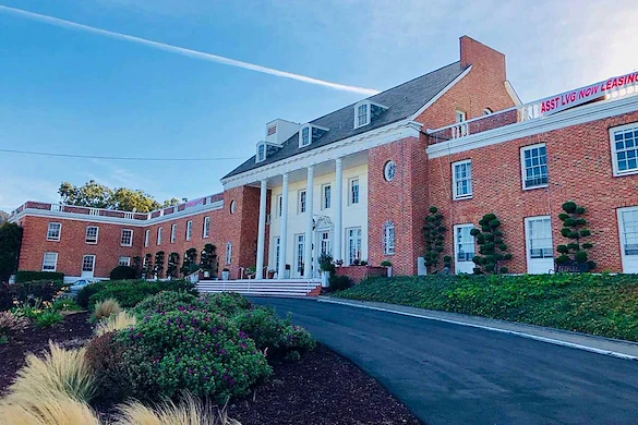 Image of Portola Gardens (2)