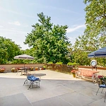 Image of North Avenue Tower (2)