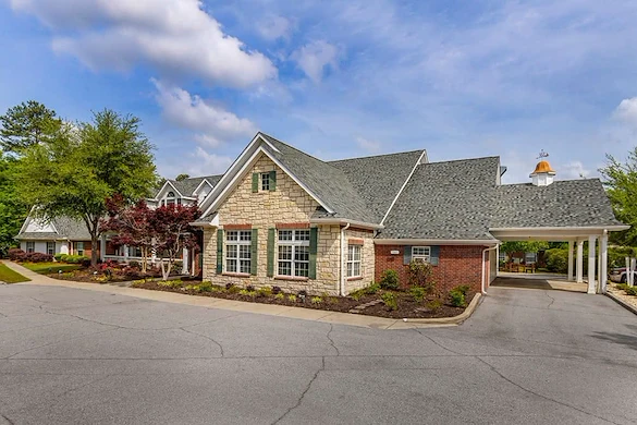 Image of Springtree Manor (1)